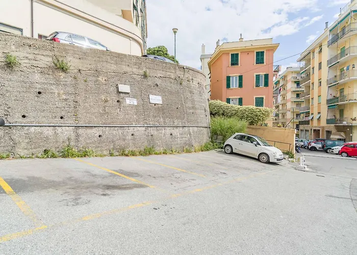 Monik House: Central House With Parking