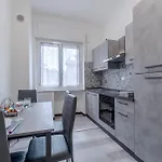 Monik House: Central House With Parking Apartamento *